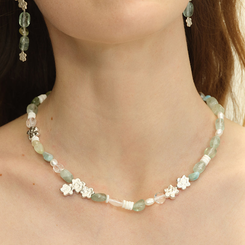 OINICIO Comfort Zone Whisper Crystal Bloom Necklace