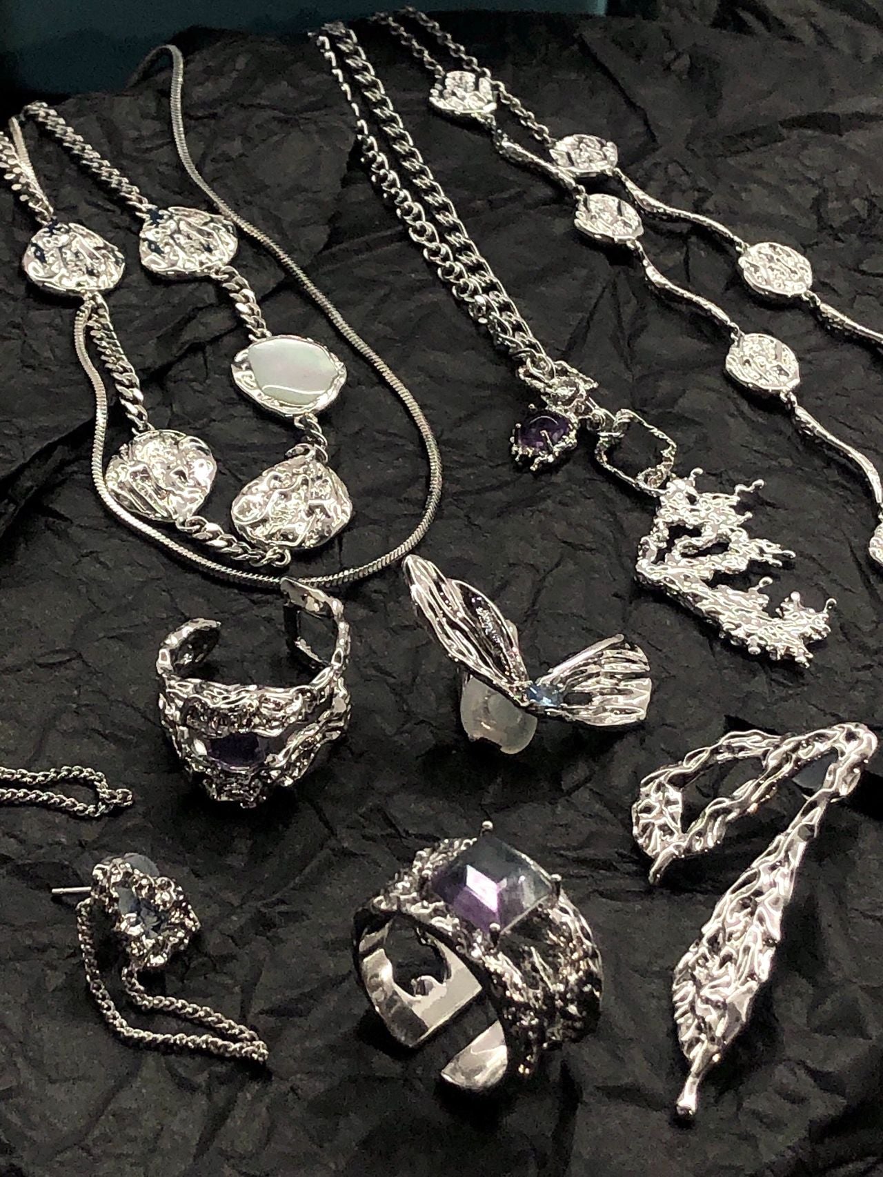 Sliver Accessory Stylish Silver Accessories with a Unique Twist – oiniciojewelry