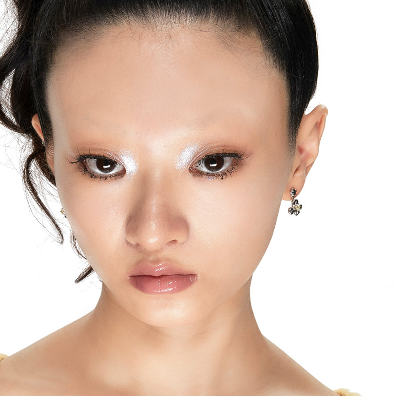 OINICIO Comfort Zone Zirconia Quatrefoil Earrings