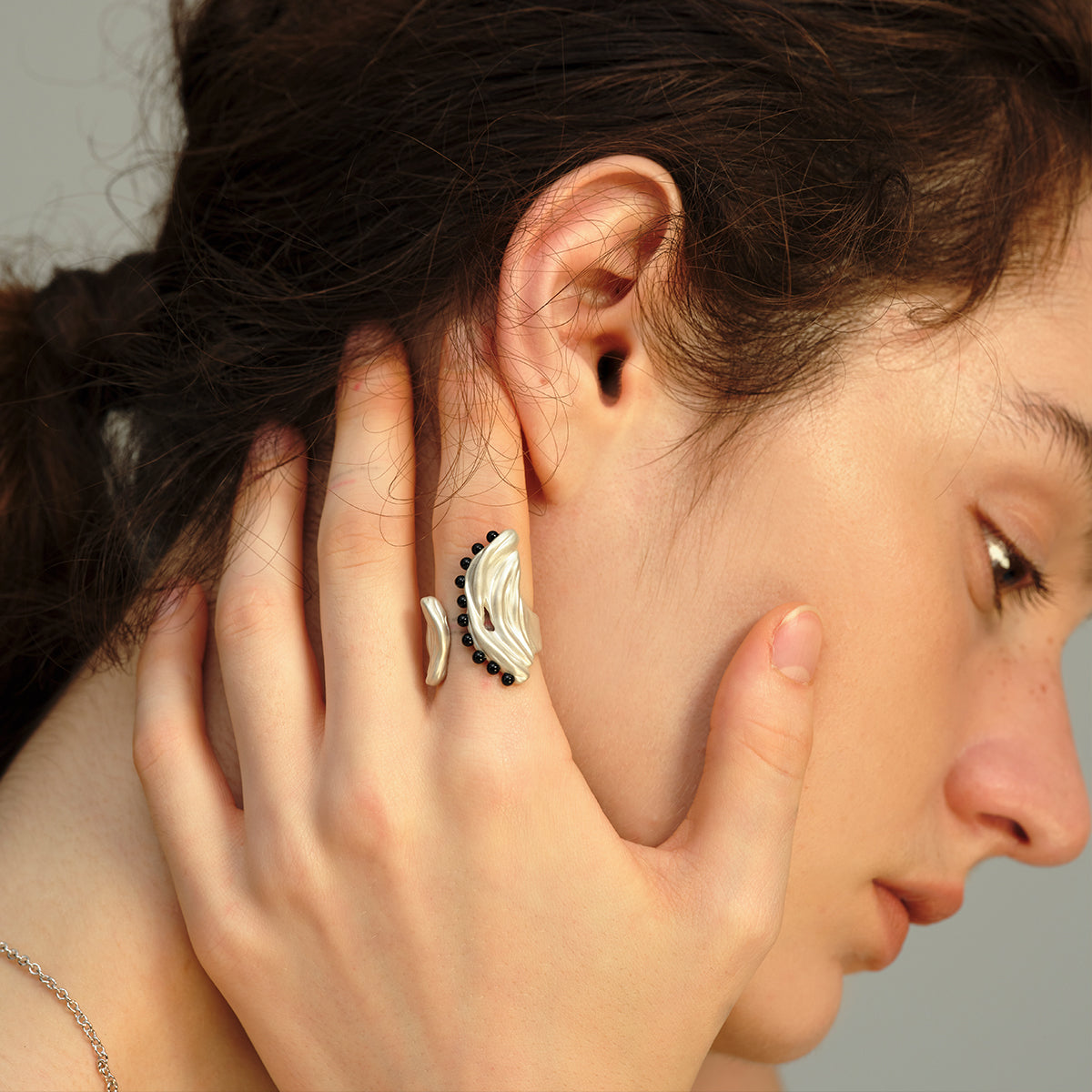 OINICIO Moonquake Wave Pattern Black Agate Ring