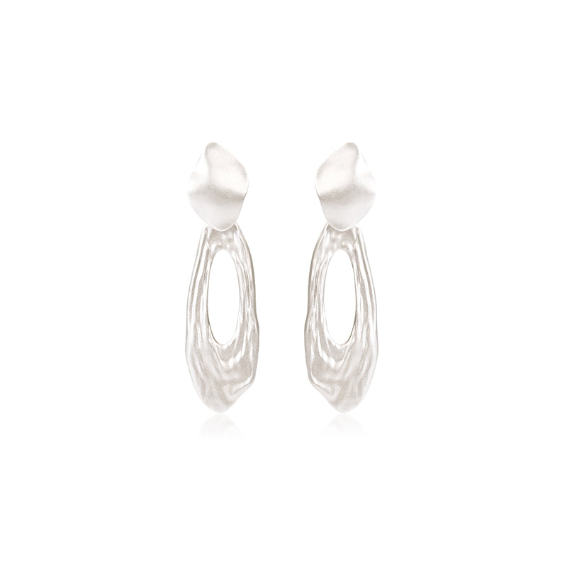 OINICIO Seed Faceted Void Interlaced Hoop Earrings