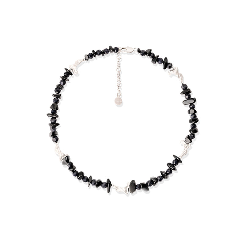 OINICIO Seed Petal Light Shadow Beaded Necklace, Black