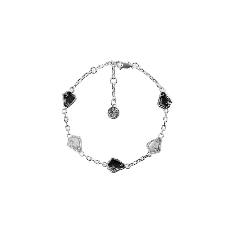 OINICIO Sediment Irregular Black & White Resin Bracelet