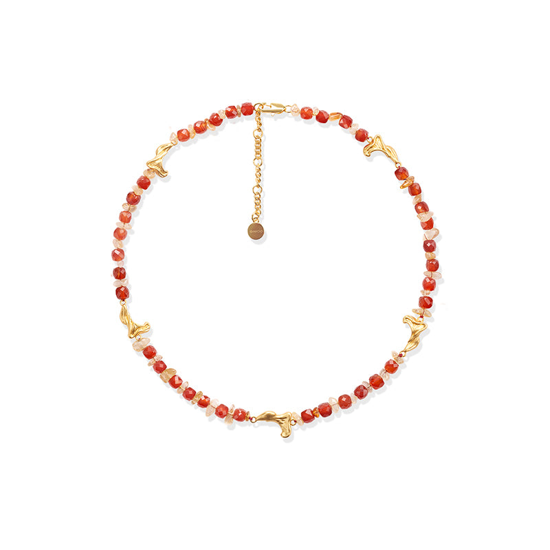 OINICIO Seed Petal Light Shadow Beaded Necklace, Red
