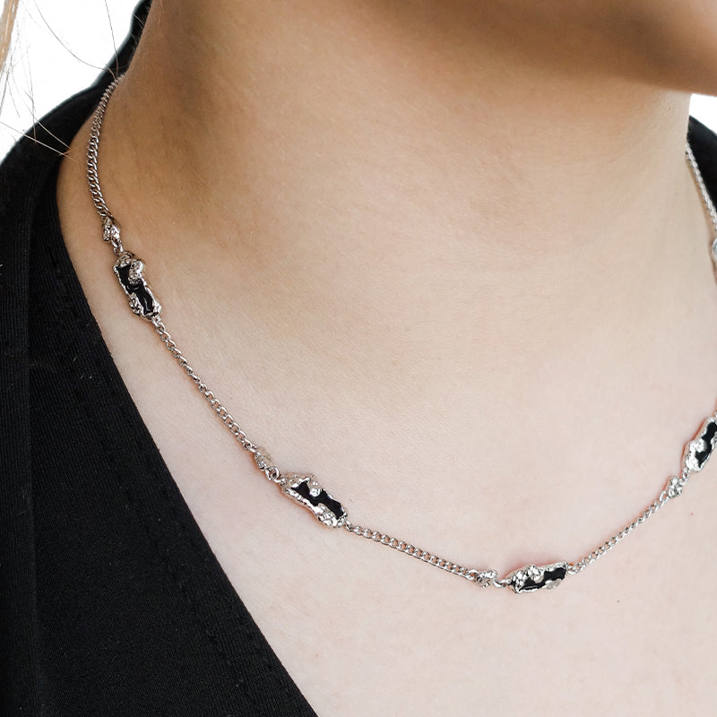 OINICIO Sediment Black Epoxy Resin Inlay Necklace