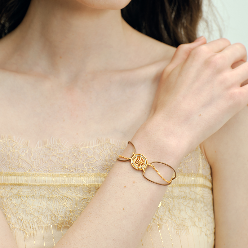 OINICIO VALURI Wave‑Medallion Cord Bracelet, Brown