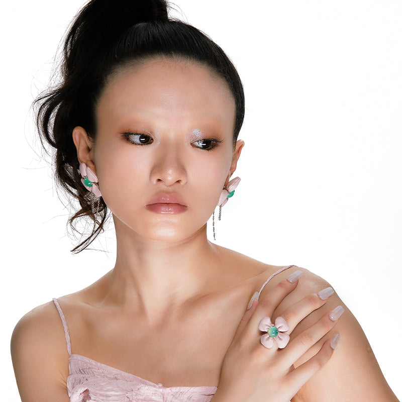 OINICIO Comfort Zone Pink Leather Flower Ring with Prasiolite