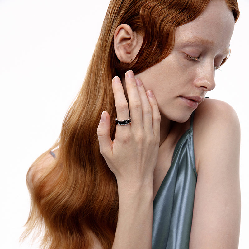 OINICIO Men's Sediment Black Resin Slim Ring with Zirconia, Size 20#