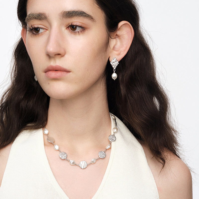 OINICIO NanKe Gold Lace Fish Scale Necklace