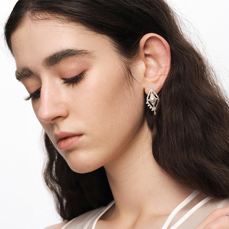 OINICIO NanKe Silver Lace Fish Tail Earrings