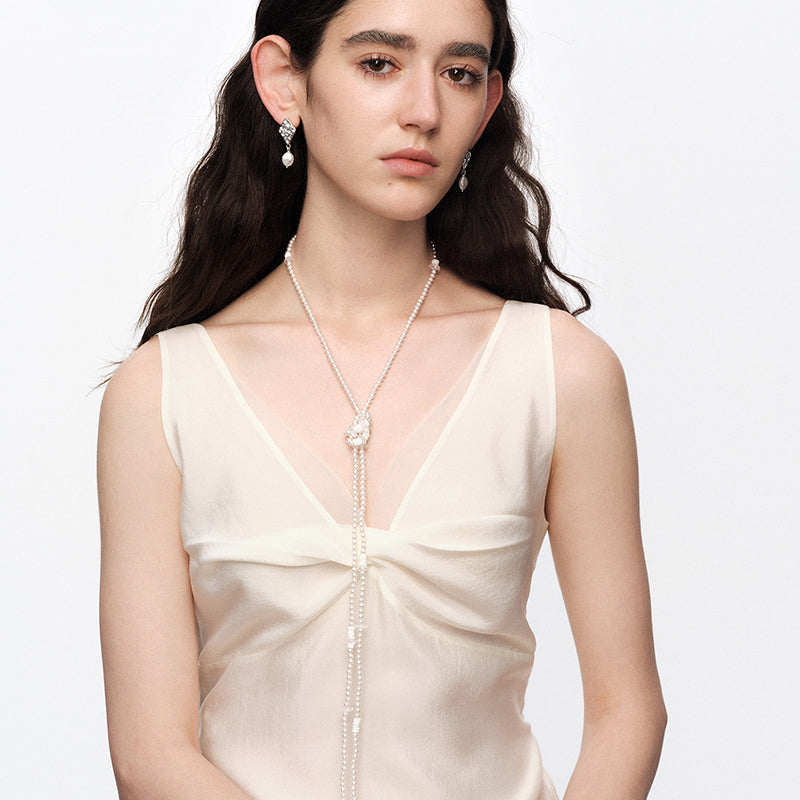 OINICIO NanKe Lace Fish Tail Pendant Sweater Necklace