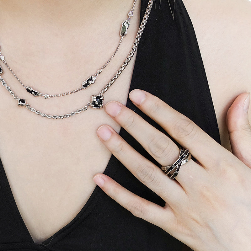 OINICIO Sediment Black Epoxy Resin Inlaid Zircon Triple Ring, Size 13#