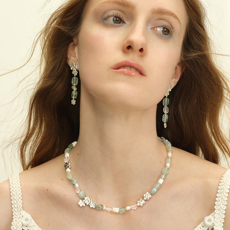 OINICIO Comfort Zone Whisper Crystal Bloom Necklace