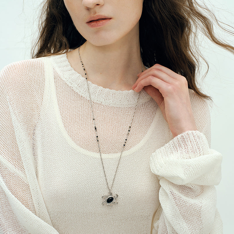 OINICIO VALURI Ocean‑Totem Black Onyx Pendant Necklace, Silver‑Tone