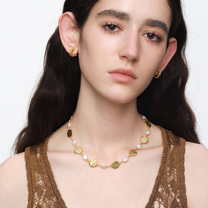 OINICIO NanKe Gold Lace Fish Scale Necklace