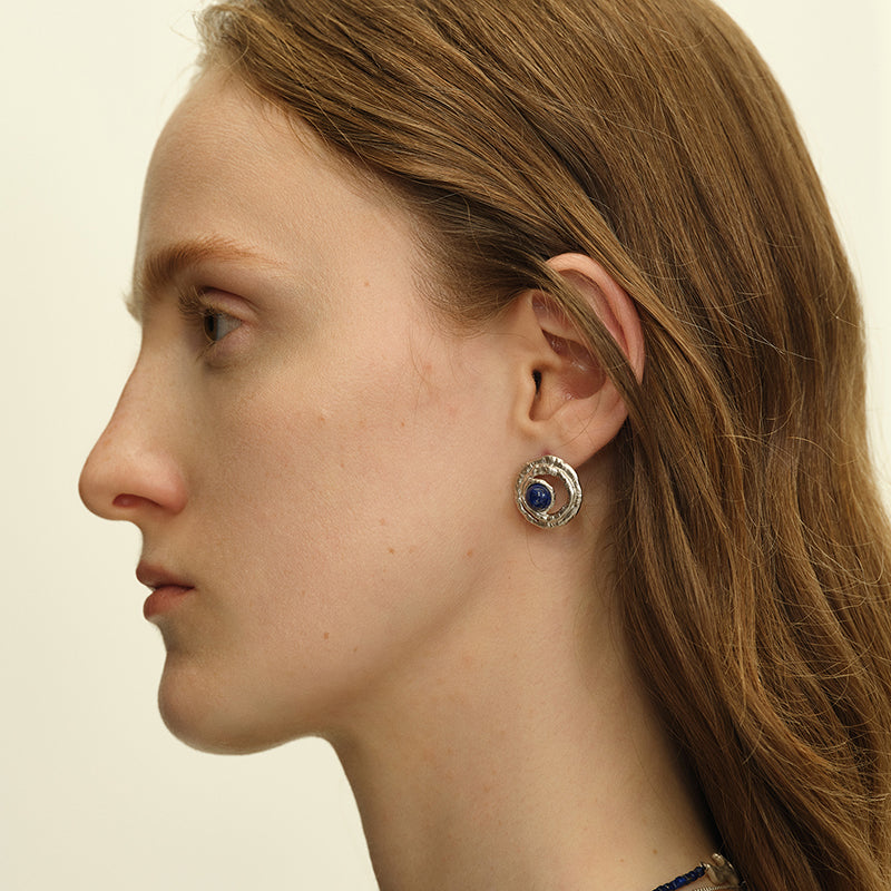 OINICIO Seed Silver Curled Fern Gemstone Stud Earrings