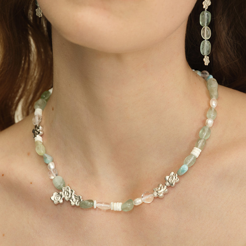 OINICIO Comfort Zone Whisper Crystal Bloom Necklace