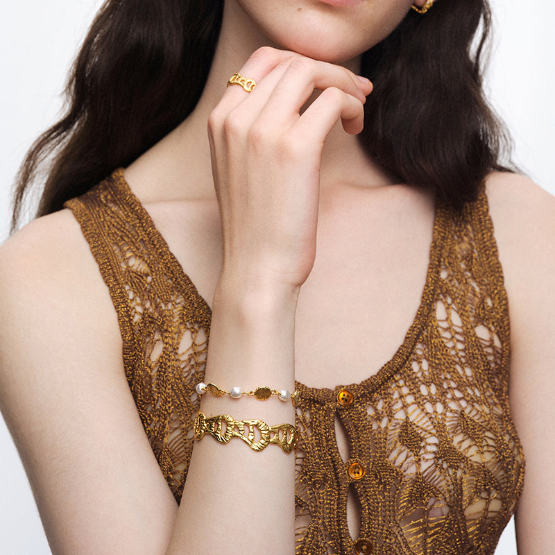 OINICIO NanKe Gold Lace and Fishscale Link Bracelet