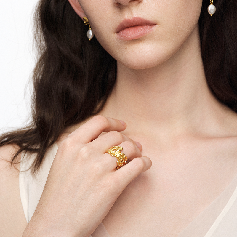 OINICIO NanKe Gold Lace Flower Ring 15#