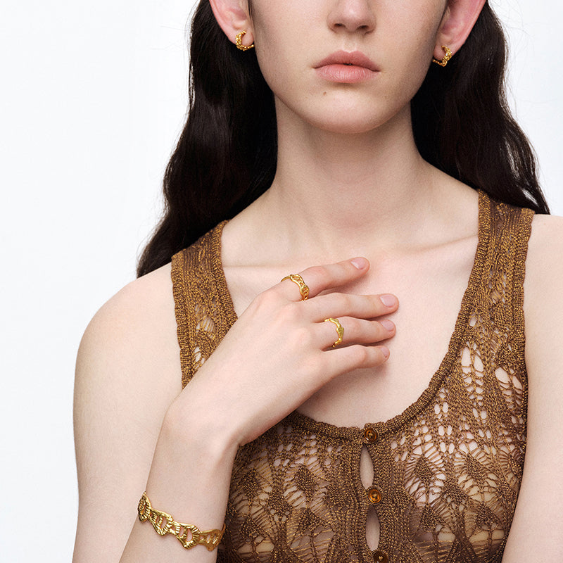OINICIO NanKe Gold Fishtail Openwork Ring 15#