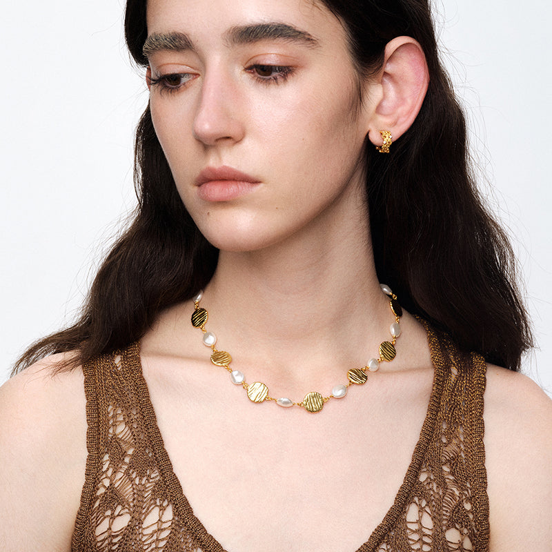 OINICIO NanKe Gold Lace Fish Scale Necklace