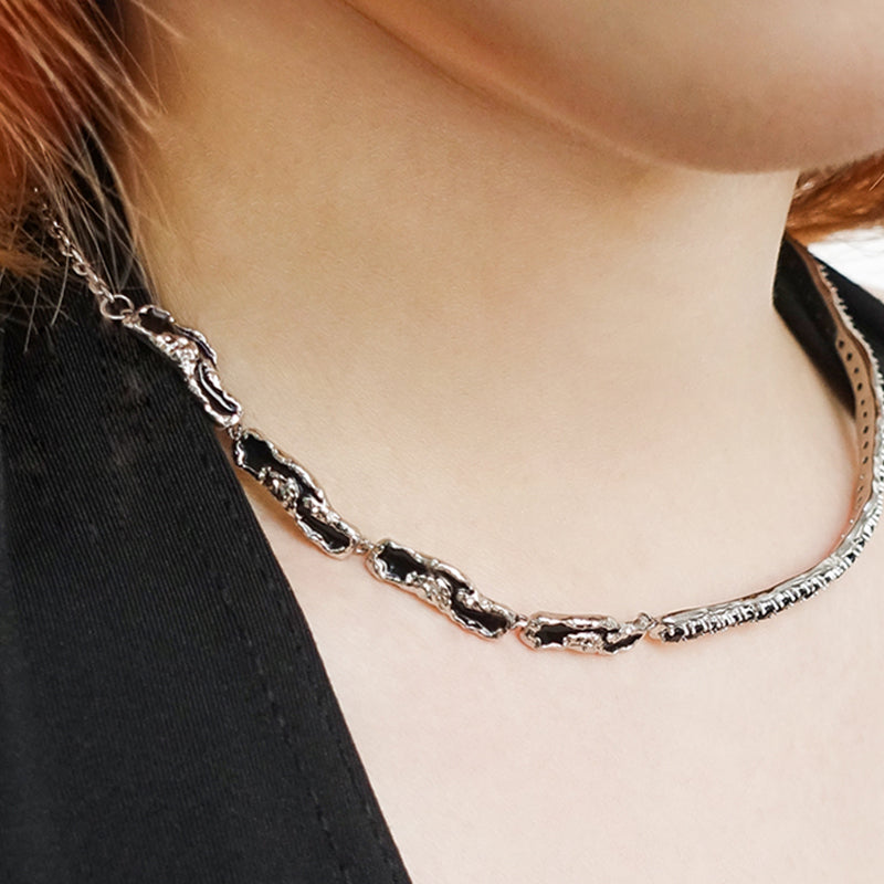 OINICIO Sediment Black Epoxy Resin Inlay Choker