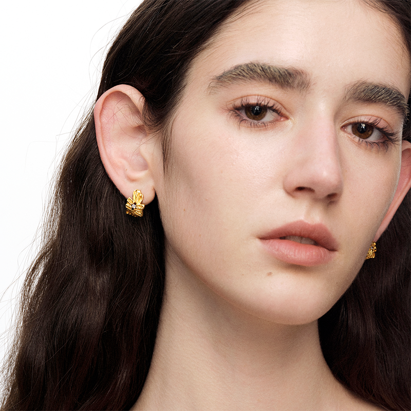 OINICIO NanKe Gold Lace Flower Stud Earrings