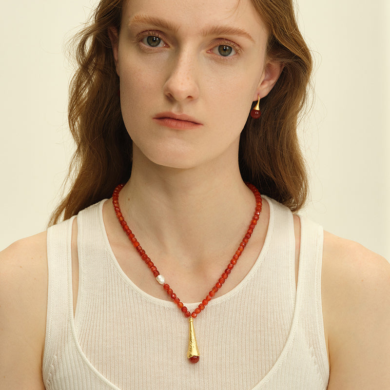 OINICIO Seed Dewdrop Black Gemstone Beaded Necklace