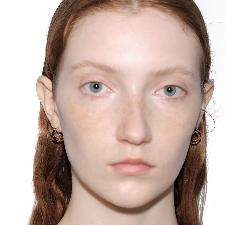 OINICIO Sediment Red Epoxy Resin Zircon Stud Earrings