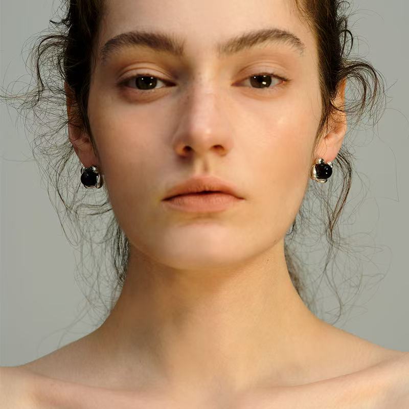 OINICIO Sunflower Black Agate Stud Earrings