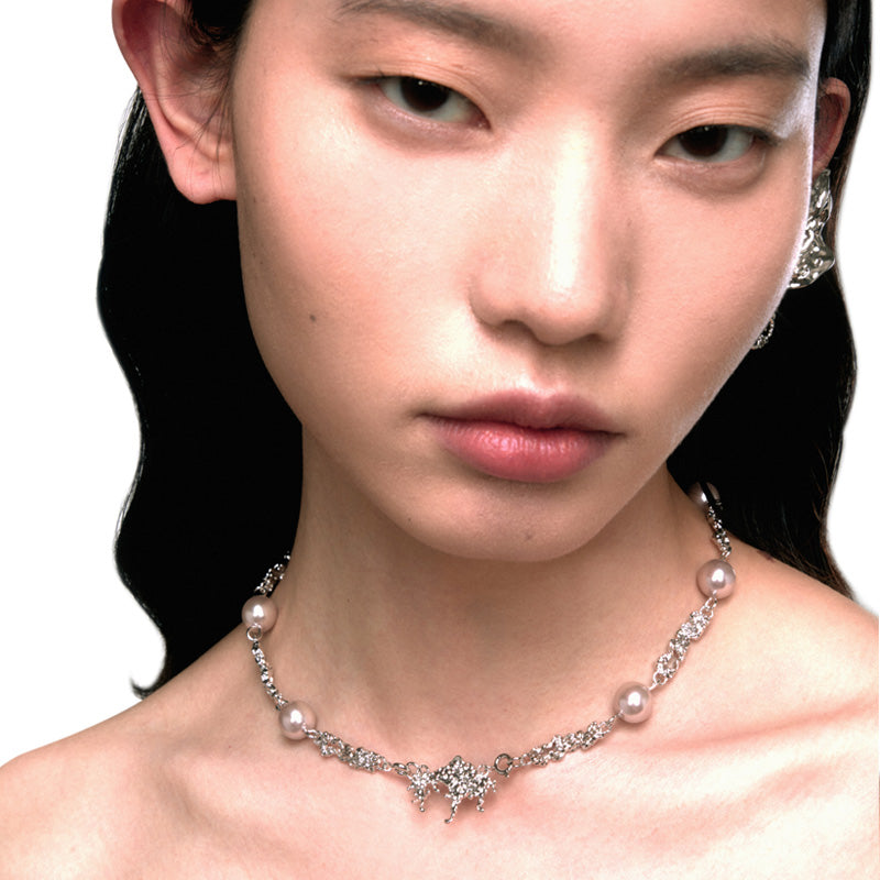 OINICIO Ambush Liquid Pearl Pendant Necklace